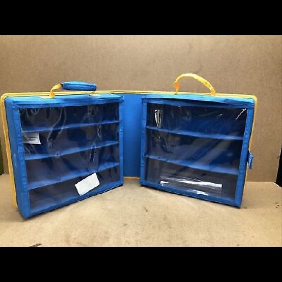 Skylanders Giants Large Carry Case Holder Travel Bag Video Game Tote/ Dividers - Picture 8 of 11